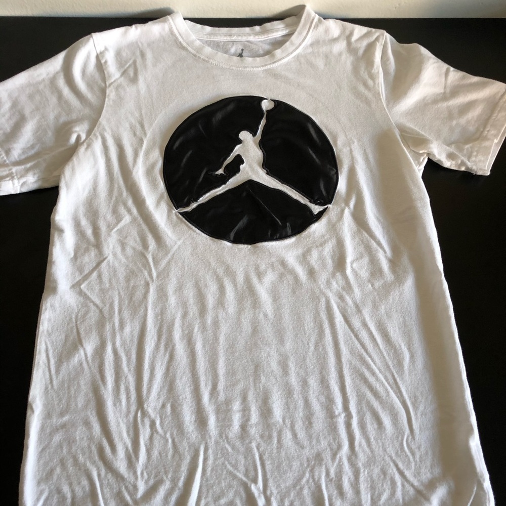 Air Jordan T-Shirt Men’s “Small” Kids “Large”